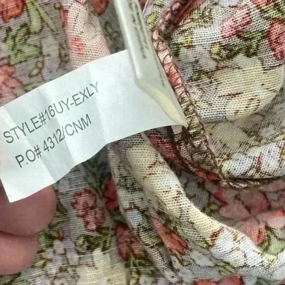 New with Tags Self ❤️E‎ Junior Lace-Trimmed Square-Neck Crop Top - Picture 7 of 11